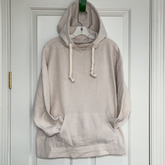 Gap Hoodie Oatmeal Color Medium Tall - Picture 3 of 7